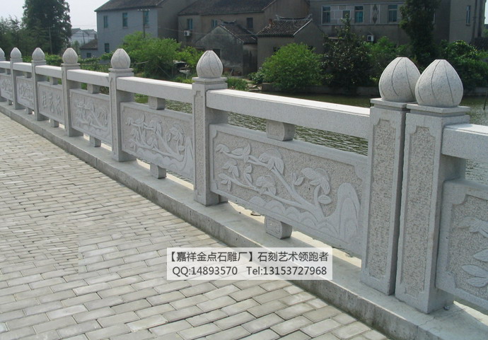 石雕栏杆不仅是护栏的作用