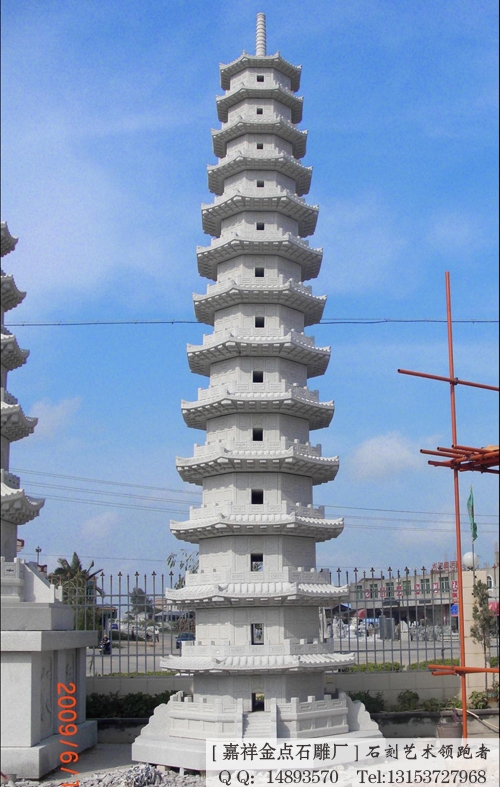 石雕佛塔